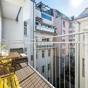  Apartment A&s Center