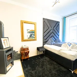  Apartment Belvedere