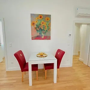  Apartment Steiner Residences Reumannplatz
