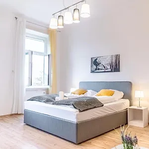  Apartment Attractive 2br Near Akh Ideal For Longstays